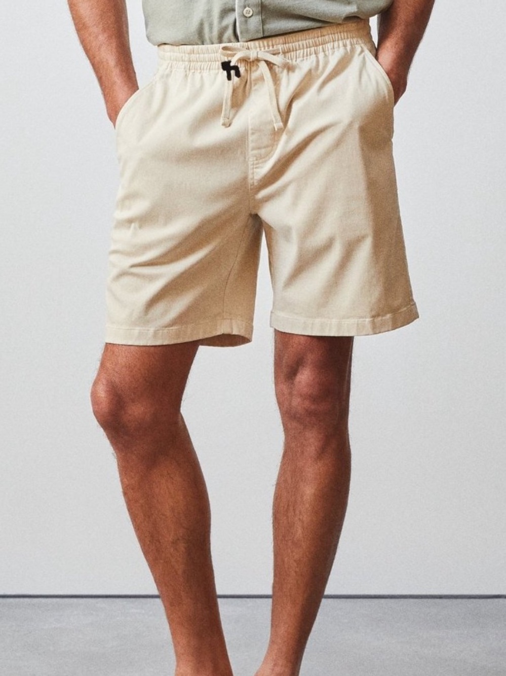 Todd Snyder Sand Dollar Beige Chino Drawstring Waist 7" Weekend Shorts